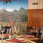 - Peña Santa Hotel 2*