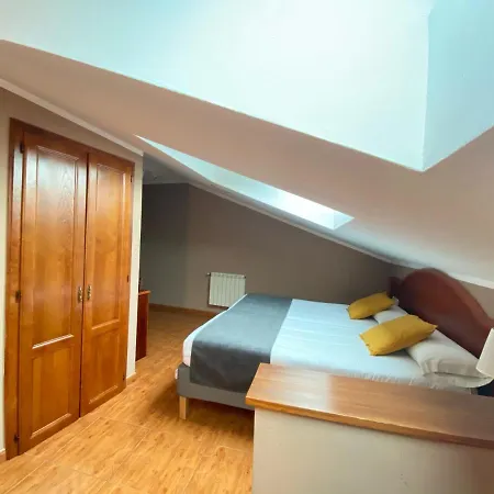 - Pena Santa Benia De Onis