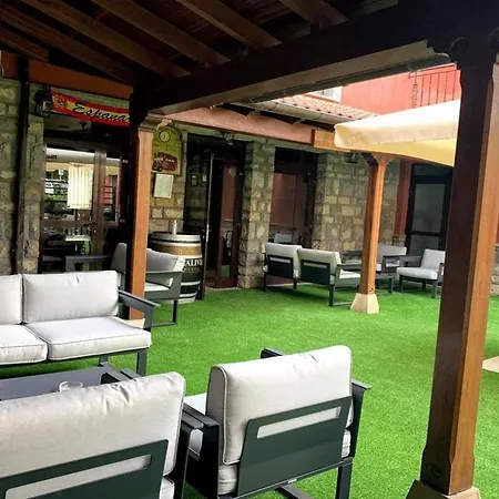 فندق - Pena Santa