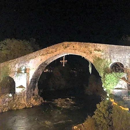 - Pena Santa Benia De Onis