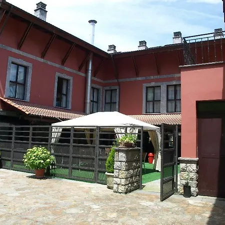 - Pena Santa Hotel 2*