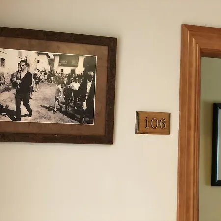 Hotel - Pena Santa 2*