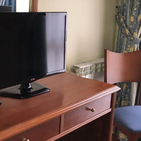 - Pena Santa 2* Benia De Onis