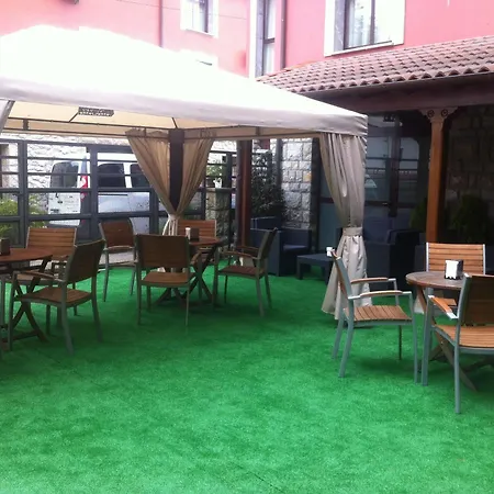 فندق - Pena Santa Benia De Onis