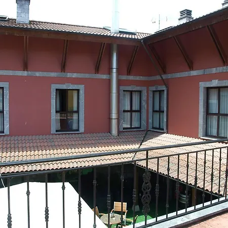 فندق - Pena Santa Benia De Onis